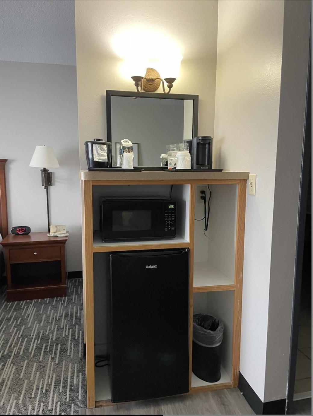 Harmony Inn & Suites Форт-Додж Экстерьер фото