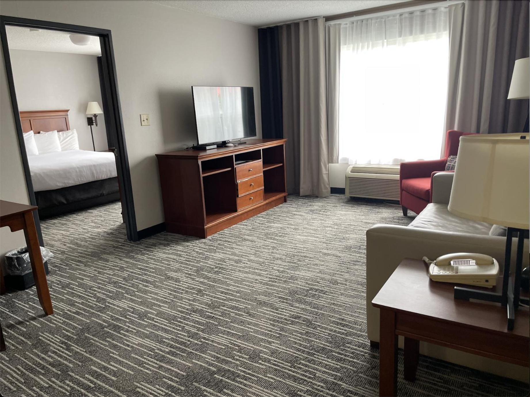 Harmony Inn & Suites Форт-Додж Экстерьер фото